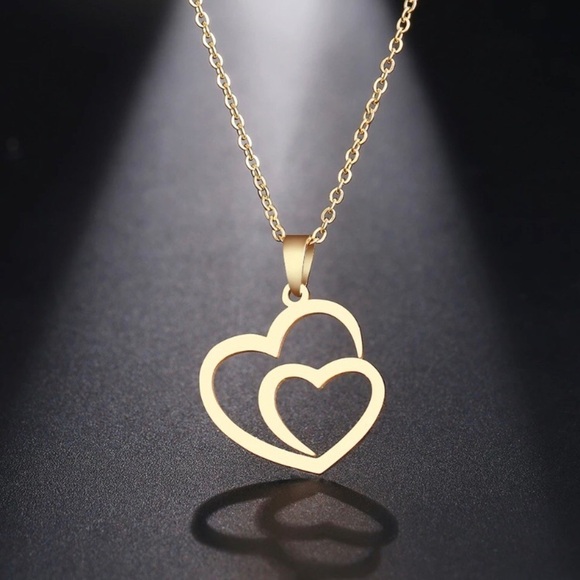 ⭐️ 5 for $25 Gold Tone Stainless Steel Necklace - Picture 1 of 6